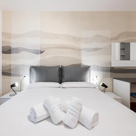 Parcheggio Gratuito - New 1bdr Con Terrazzo Mediolan